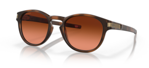 Gafas de Sol OAKLEY LATCH 9265, color 926560 · Brown matte tortoise with Prizm brown gradient lenses